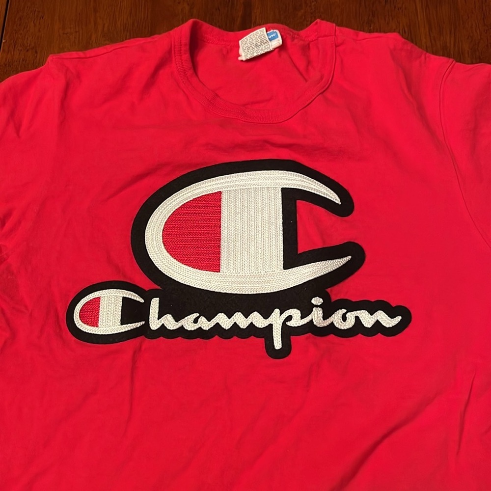 VTG CHAMPION 100% cotton embroidered logo short sleeve tee size medium - Picture 1 of 8